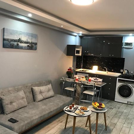 Royalstar Taksim Family Suites Istanbul Exterior foto